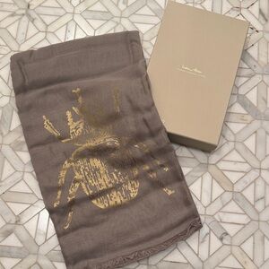 New in box India hicks scarf with Gold Beetle Design beige